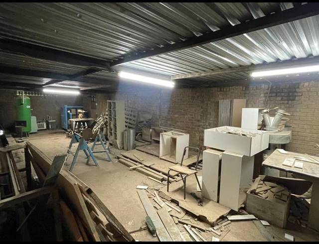 INDUSTRIAL PROPERTY TO RENT IN ROOIHUISKRAAL